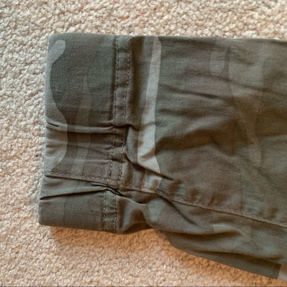 Camo print cargo pants - Picture 5 of 7